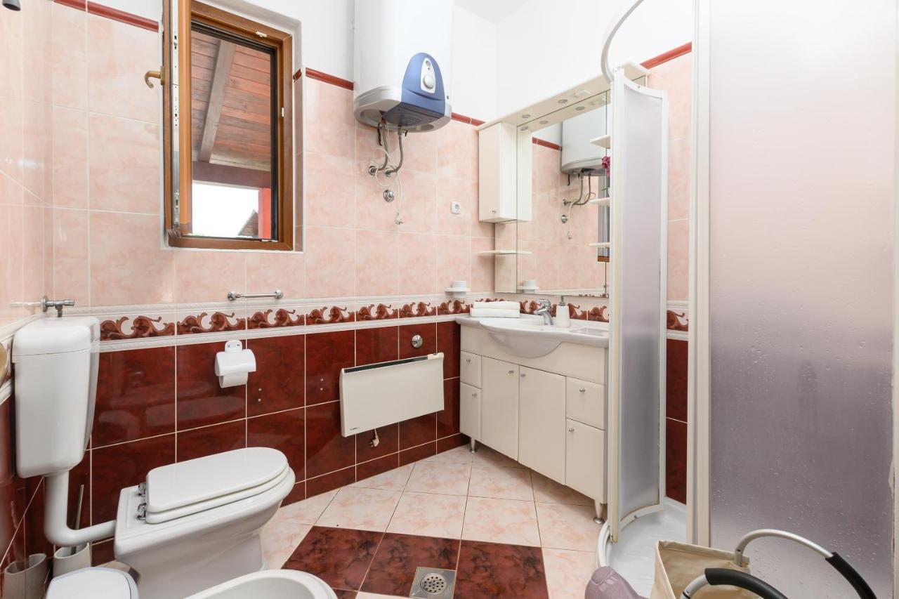 Villa Carla With Private Pool & Kids Playground - Pet Friendly Mutvoran Eksteriør bilde